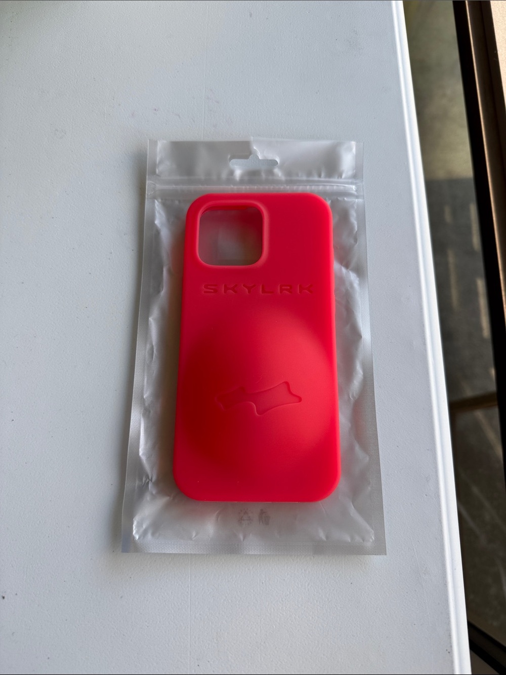 Skylrk Bump Case - Picture 2 of 5